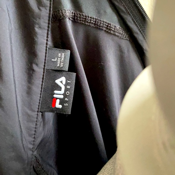 Fila Reflective Jacket - Picture 6 of 6